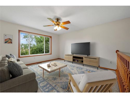 435 Garfield St, Dresser, WI, 54009-9064 | Card Image