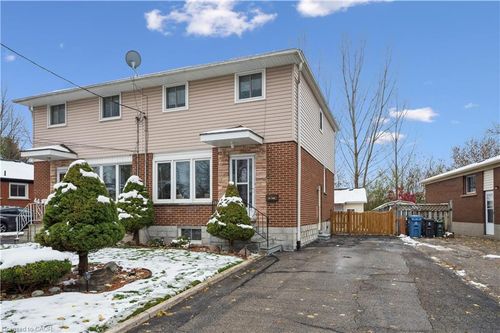 46 Montana Rd, Guelph, ON, N1E3M2 | Card Image