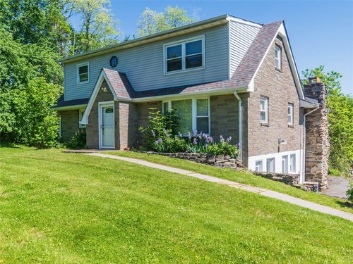 57 E Rock Cut Rd, Walden, NY, 12586-2502 | Card Image