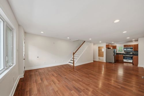 225.5 Terrace Ave, Jersey City, NJ, 07307 | Card Image