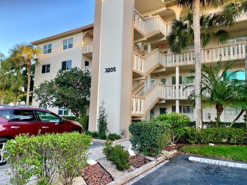 b4-3205 Portofino Point, Coconut Creek, FL, 33066 | Card Image