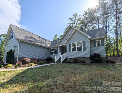 114 Brookstone Drive, Morganton, NC, 28655 | Card Image