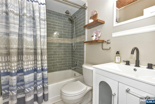 3 Davos Dr, Condo with 2 bedrooms, 1 bathrooms and null parking in Vernon NJ | Image 10