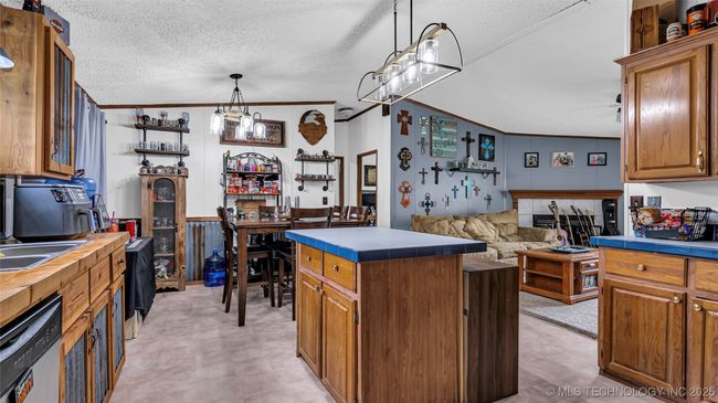 1101 Countrywood Dr, House other with 3 bedrooms, 2 bathrooms and null parking in Ardmore OK | Image 10