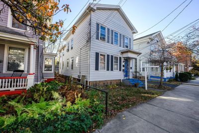 88 Lyon Street, Home with 4 bedrooms, 2 bathrooms and 8 parking in New Haven CT | Image 3