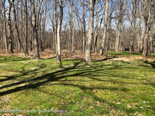 4 Kimberly Cir, MILLSTONE TOWNSHIP, NJ, 08510-1523 | Card Image