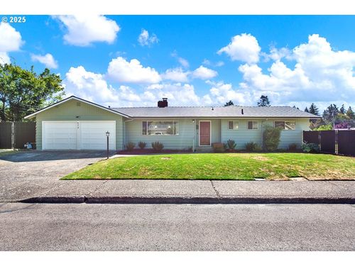 672 Sw Robinhood Dr, Dallas, OR, 97338-1838 | Card Image