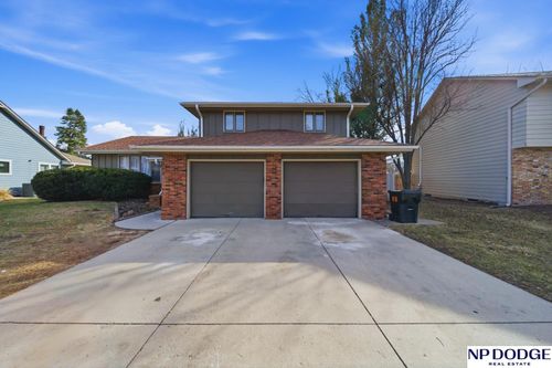 2049 Teakwood Dr, Fremont, NE, 68025-2807 | Card Image