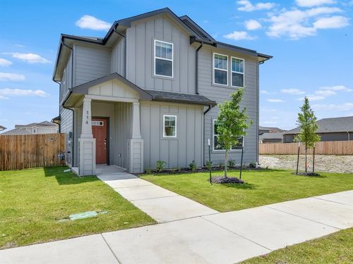 114 Fairmeadow Downs Dr, Hutto, TX, 78634-2570 | Card Image