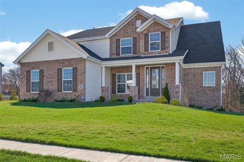 969 Tara Ct, Chesterfield, MO, 63005-3612 | Card Image