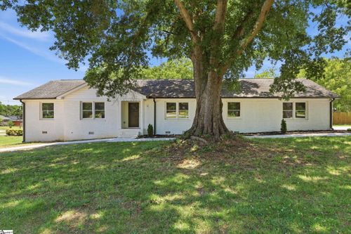 2 Melbourne Ln, Greenville, SC, 29615-2031 | Card Image