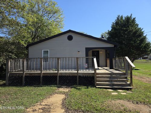 218 Burns St, Alcoa, TN, 37701-2622 | Card Image