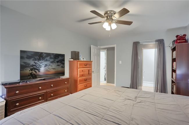 primary bedroom | Image 19