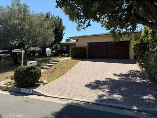 30731 Tarapaca Rd, Rancho Palos Verdes, CA, 90275-6321 | Card Image