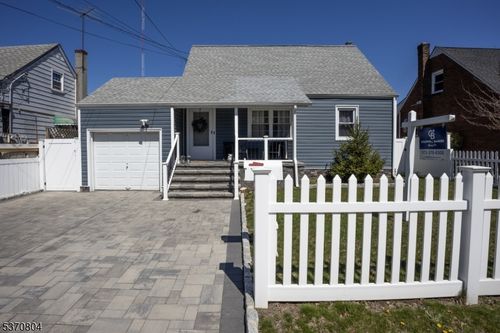 345 Garibaldi Ave, Lodi, NJ, 07644-3707 | Card Image