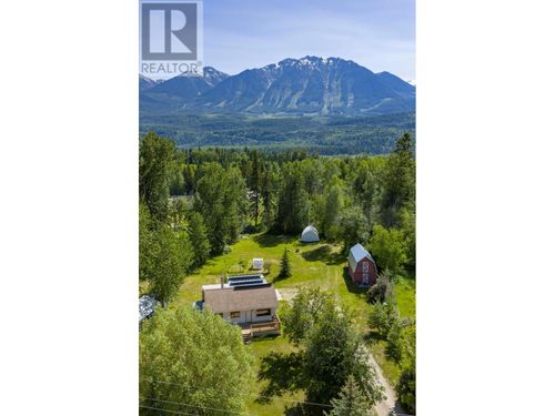 1234 1234 Horse Creek Road S Road S, Golden, BC, V0A1H7 | Card Image