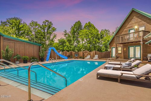 3501 Ginseng Way, Pigeon Forge, TN, 37862-2602 | Card Image