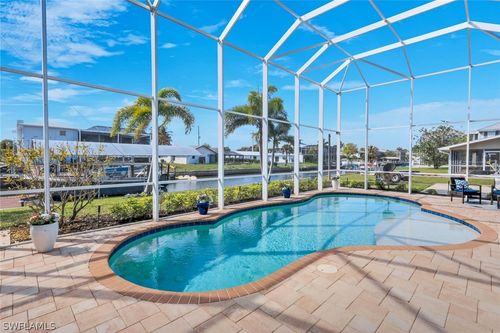 4741 Pembrooke Ln, BONITA SPRINGS, FL, 34134-7110 | Card Image