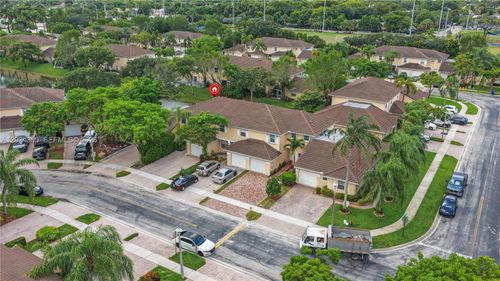 8964 Nw 53rd Ct, Sunrise, FL, 33351-7784 | Card Image