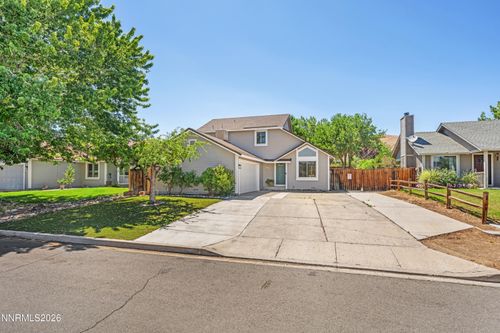 6895 Pah Rah Dr, Sparks, NV, 89436-9015 | Card Image
