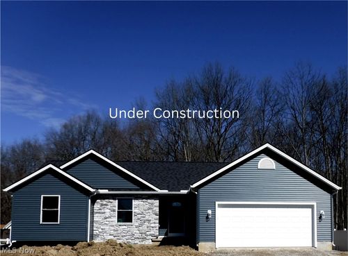 16298 Weathervane Dr, Middlefield, OH, 44062-7304 | Card Image