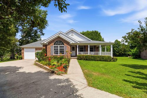 1043 Burnell Dr, Berea, KY, 40403-9040 | Card Image