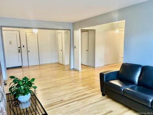 apt-516-465 E Lincoln Ave, Mount Vernon, NY, 10552-3547 | Card Image