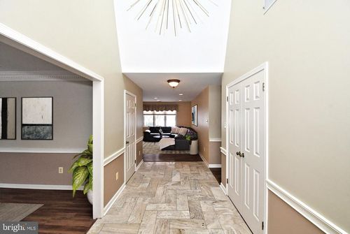 6196 Washington Ln, BENSALEM, PA, 19020-2436 | Card Image