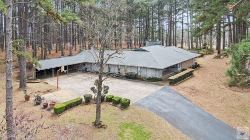 2301 S William St, Atlanta, TX, 75551-3292 | Card Image