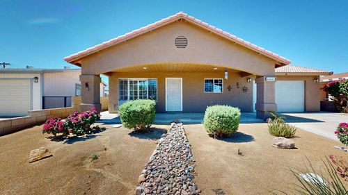 33681 Les Rd, Thousand Palms, CA, 92276-4077 | Card Image