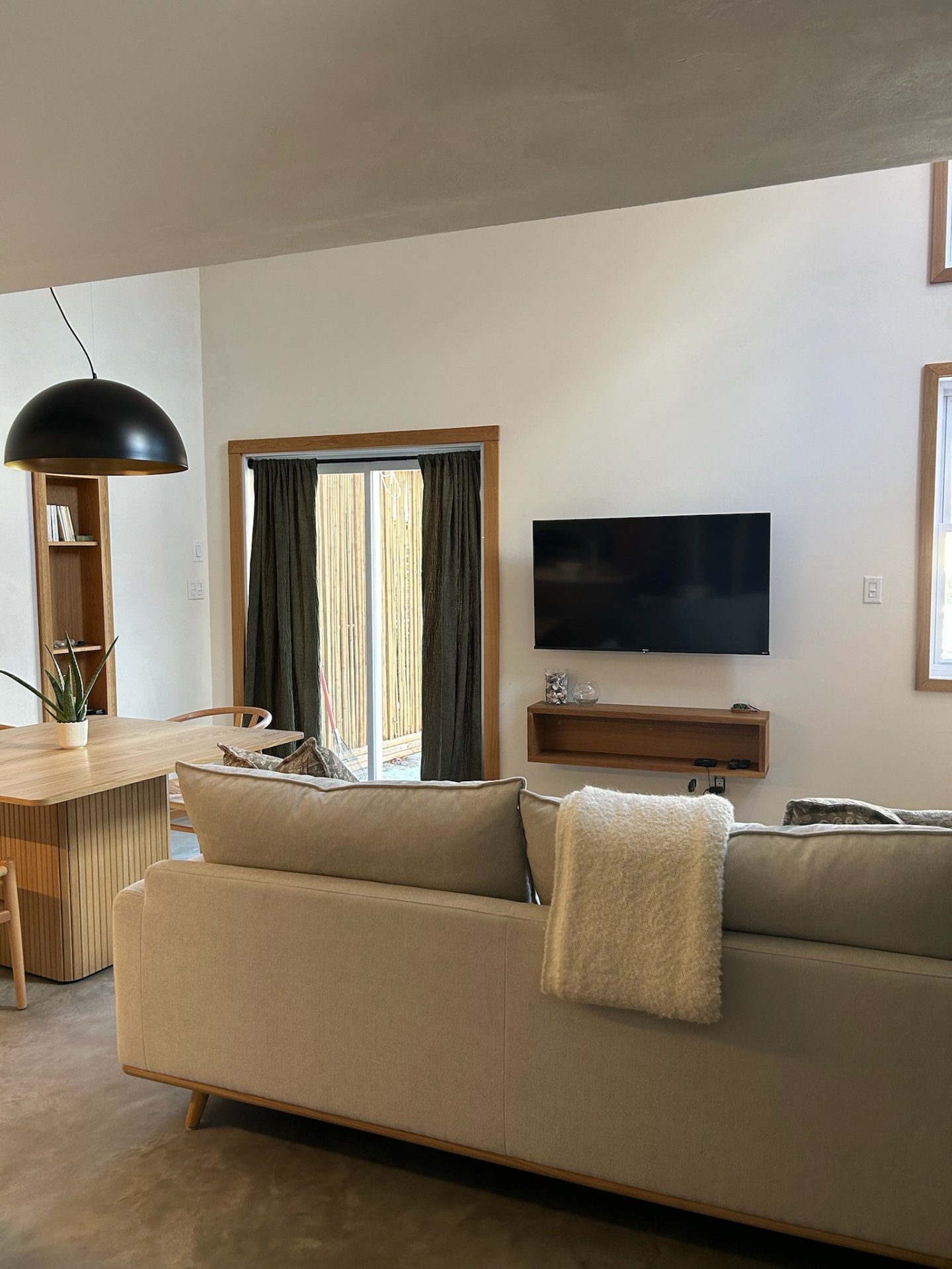 Residential Lease in Laval (Sainte-Rose) 2