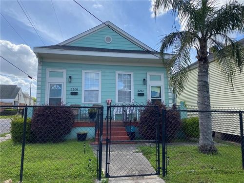 2200 02 Annette Street, New Orleans, LA, 70119 | Card Image