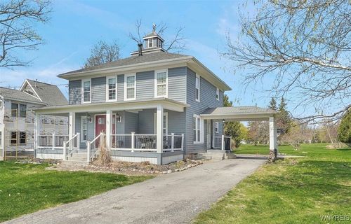 2028 Lakeview Rd, Lake View, NY, 14085-9662 | Card Image