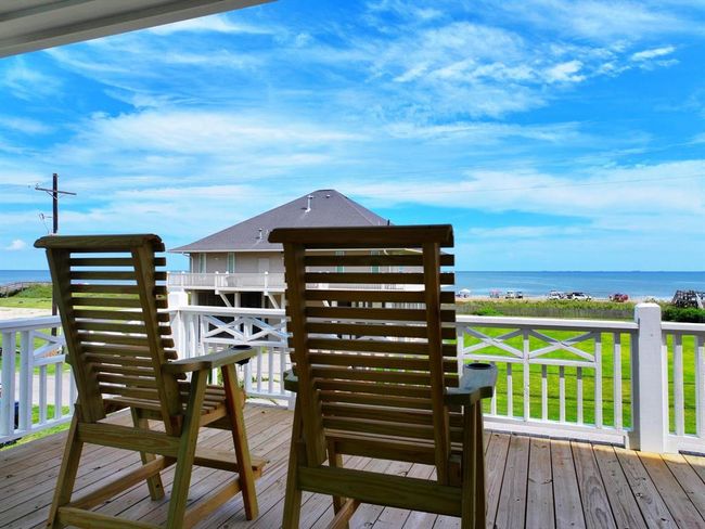 2301 Trinidad, House other with 4 bedrooms, 3 bathrooms and 1 parking in Crystal Beach TX | Image 4