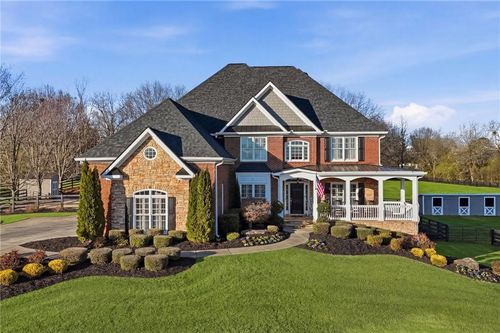 140 Red Gate Lakes Dr, Canton, GA, 30115-7514 | Card Image