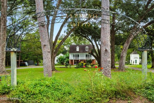 1862 Bushville Hwy, Arnaudville, LA, 70512-4106 | Card Image