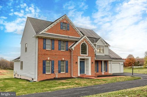 1195 Cherrington Ln, HARRISBURG, PA, 17111-4811 | Card Image