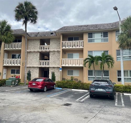 apt-e210-7430 Miami Lakes Dr, Miami Lakes, FL, 33014-6842 | Card Image