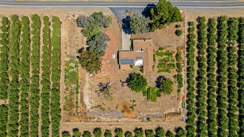 16565 Lacey Blvd, Lemoore, CA, 93245-9539 | Card Image