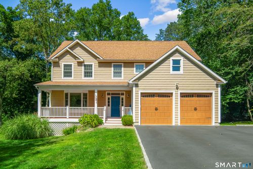 47 Summit Ridge Rd, Stamford, CT, 06902-1910 | Card Image
