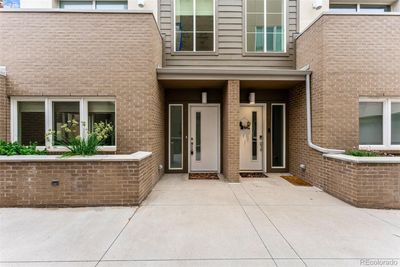 163 S Harrison Street, Townhouse with 3 bedrooms, 2 bathrooms and 2 parking in Denver CO | Image 3