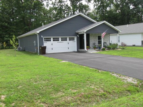112 Ivy Trce, Mount Orab, OH, 45154-8604 | Card Image