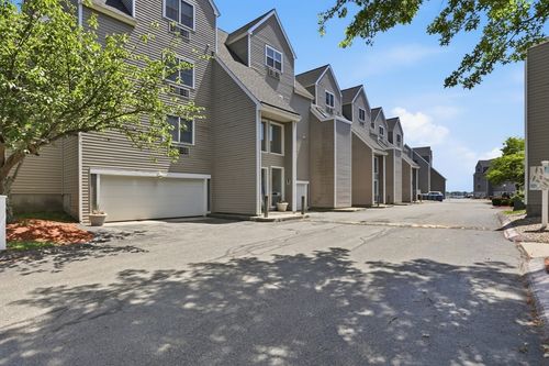 24-117 Water St, Beverly, MA, 01915-5062 | Card Image