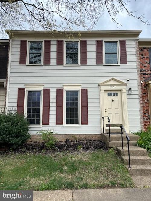 2931 Village Spring Ln, VIENNA, VA, 22181-6113 | Card Image