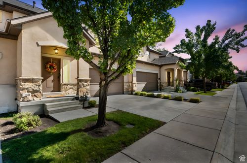 7213 S Viansa Ct, Midvale, UT, 84047-5681 | Card Image