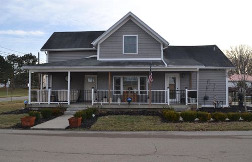 704 S Springfield St, Saint Paris, OH, 43072-9401 | Card Image