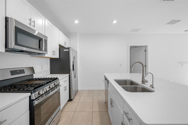 5913 Laurelcrest Gln, House other with 5 bedrooms, 4 bathrooms and null parking in PALMETTO FL | Image 8