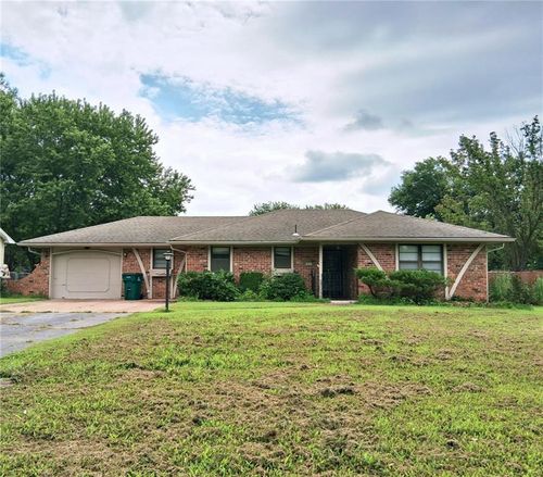 413 S Dittman St, Frontenac, KS, 66763-2213 | Card Image