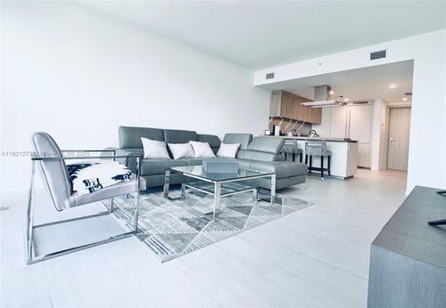 unit-4504-1000 Brickell Plz, Miami, FL, 33131-3875 | Card Image