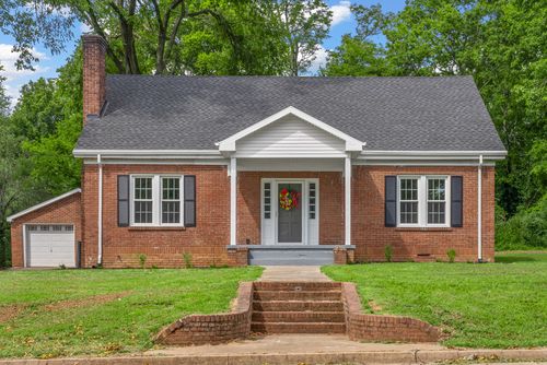 204 Country Club Ln, Hopkinsville, KY, 42240-4810 | Card Image